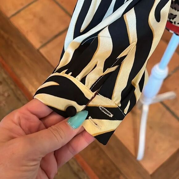 Marc New York Mixed Media Animal Print Blouse, size L - Picture 6 of 9